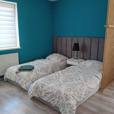 Apartament Z Lozem Malzenskim - Bezplatny Parking Poznań Zewnętrze zdjęcie